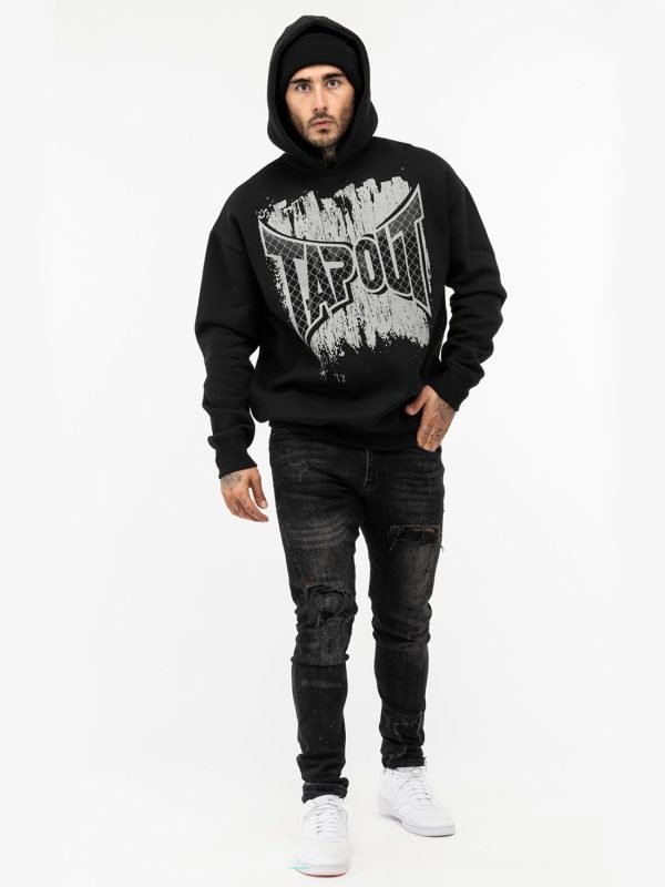 Black Hoodie: How the Tapout Hoodie Redefines 2025 Urban Streetwear 2 940016 1531 model shop the look