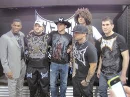tapout banner